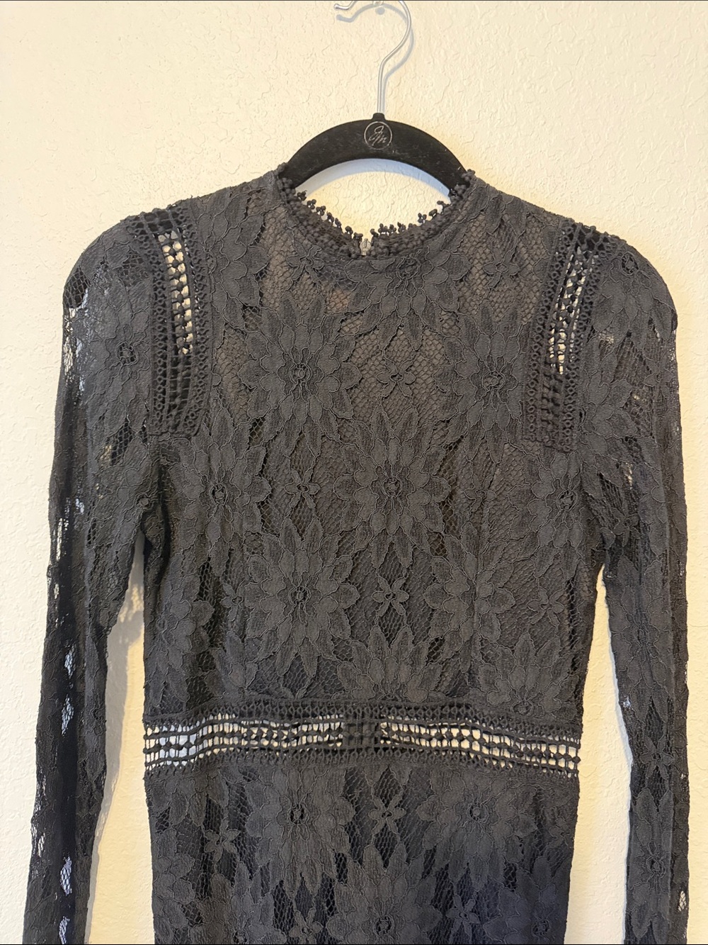 PrettyLittleThing Black Lace Midi Dress with Long Sleeves - Picture 5 of 8
